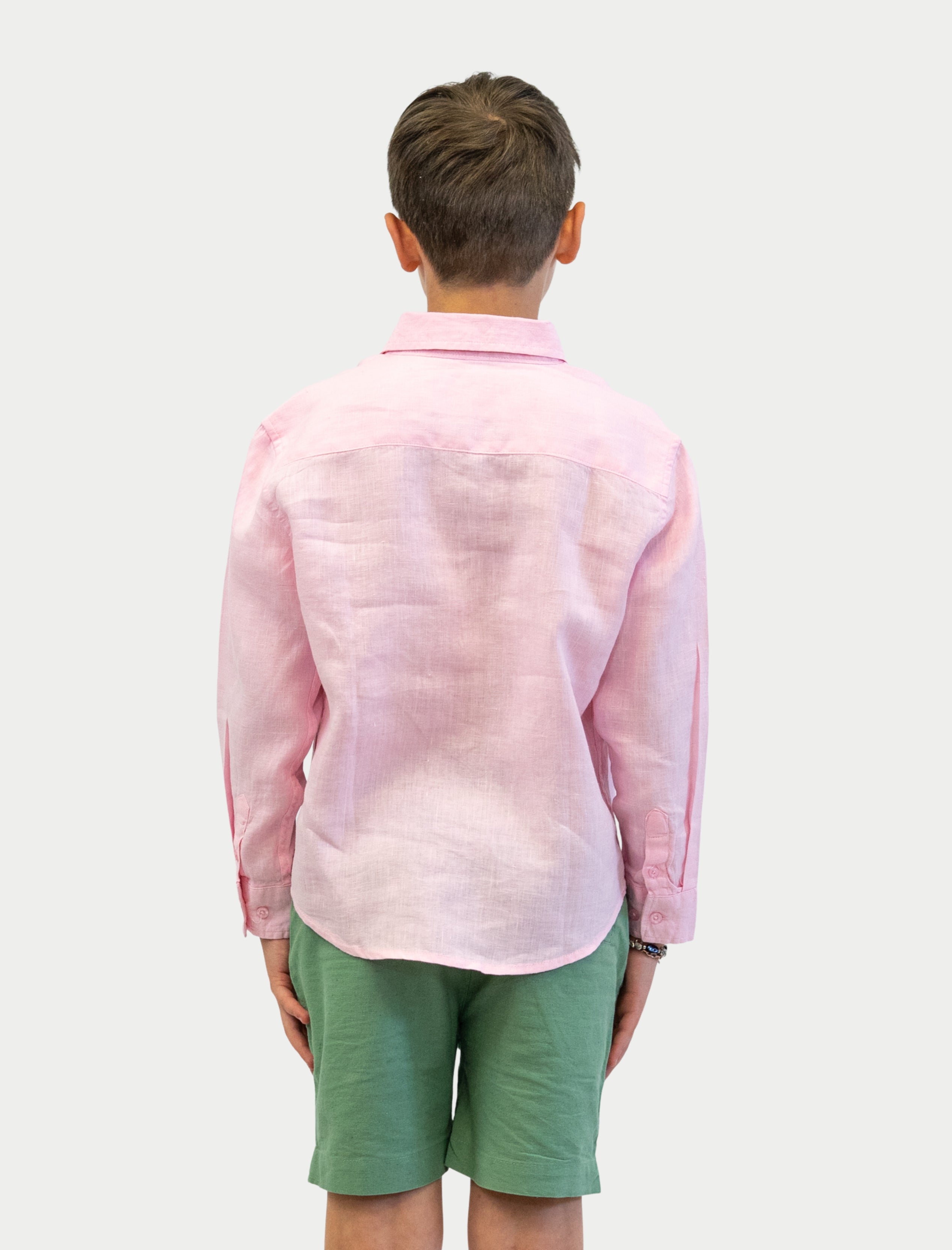 Camisa Soft Linen para niño color rosa vista posterior
