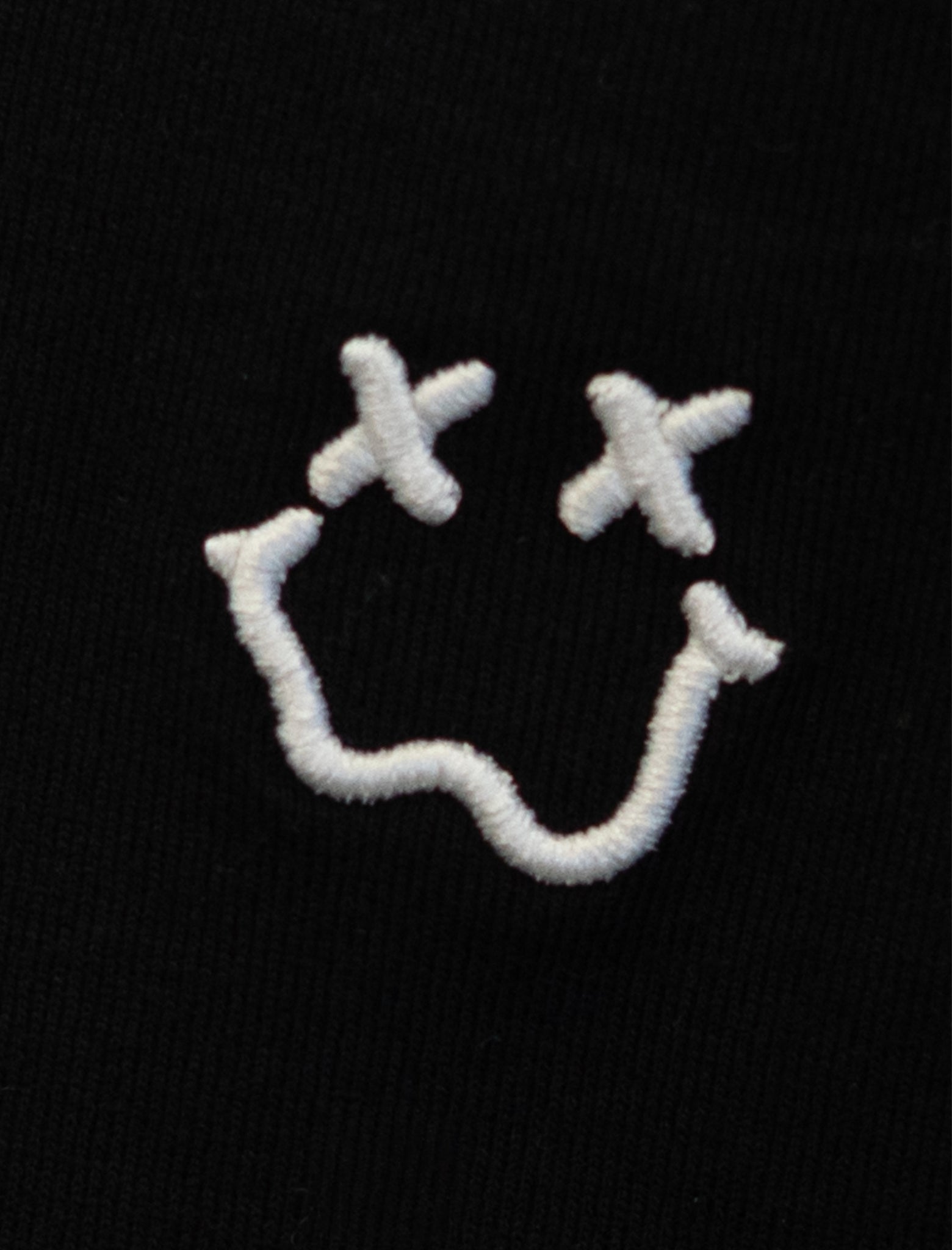 Detalle Diamond Finish Smile XX color negro