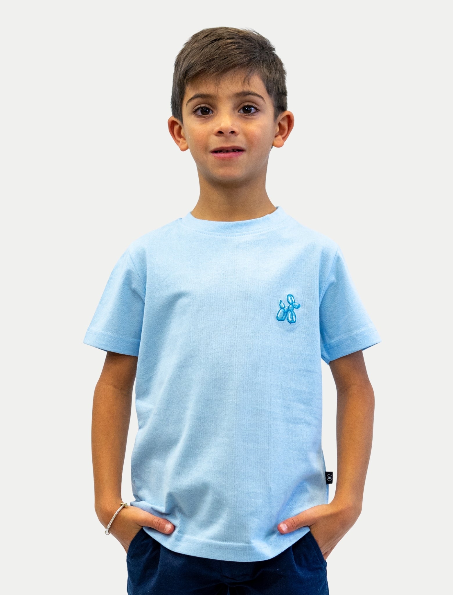 Playera Dog Balloon para niño color azul vista de frente
