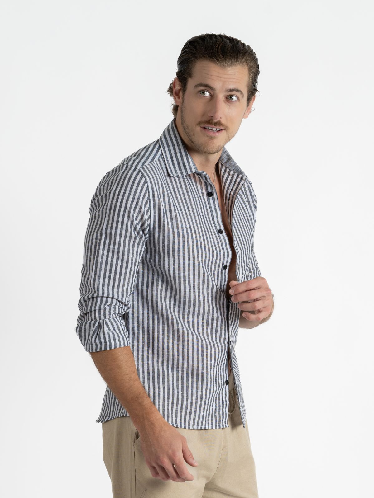 Camisa para hombre adulto Manga Larga - Super Linen Rayada Negro / Blanco - Pura Vida