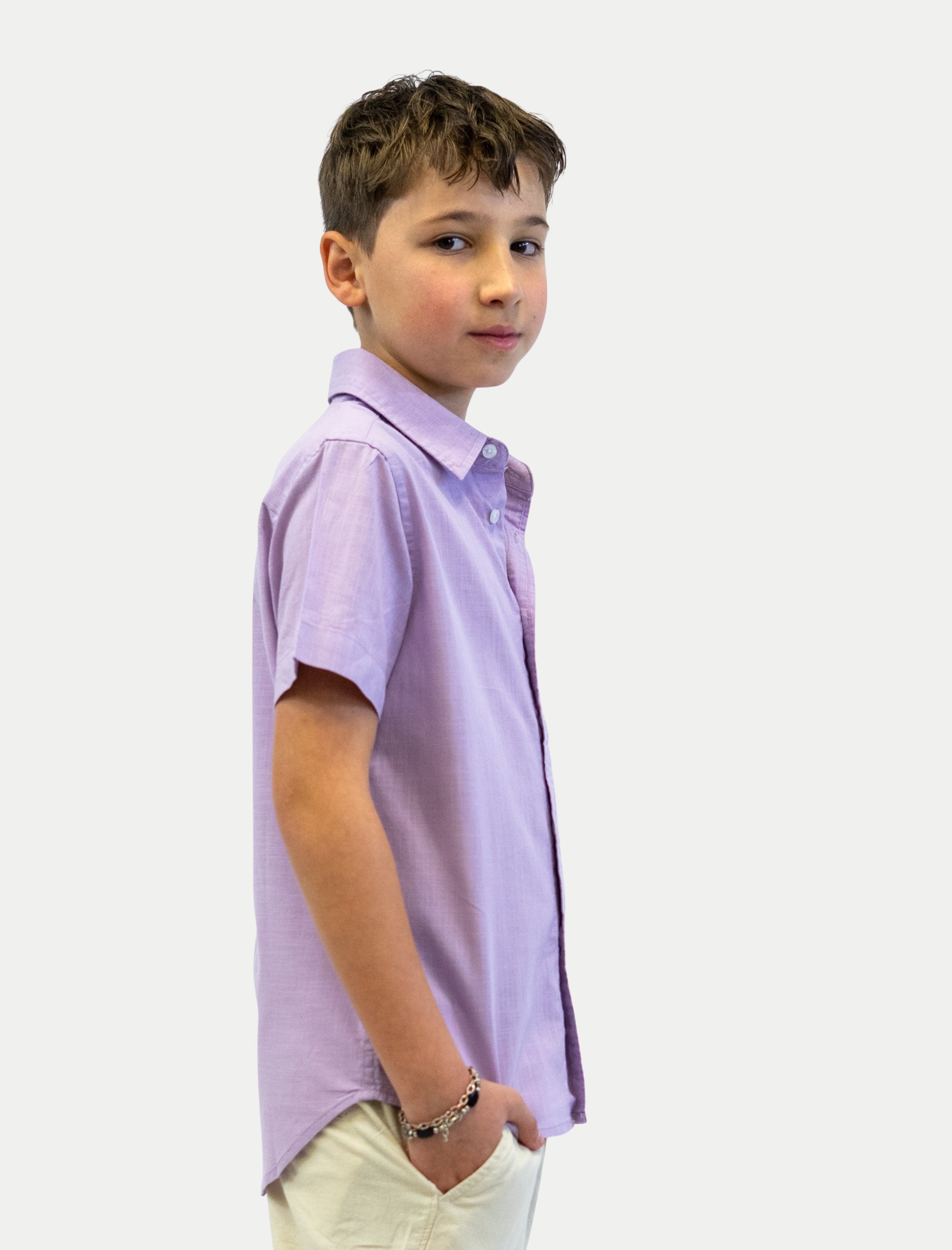 Camisa lila para niño en algodón slub vista de lado