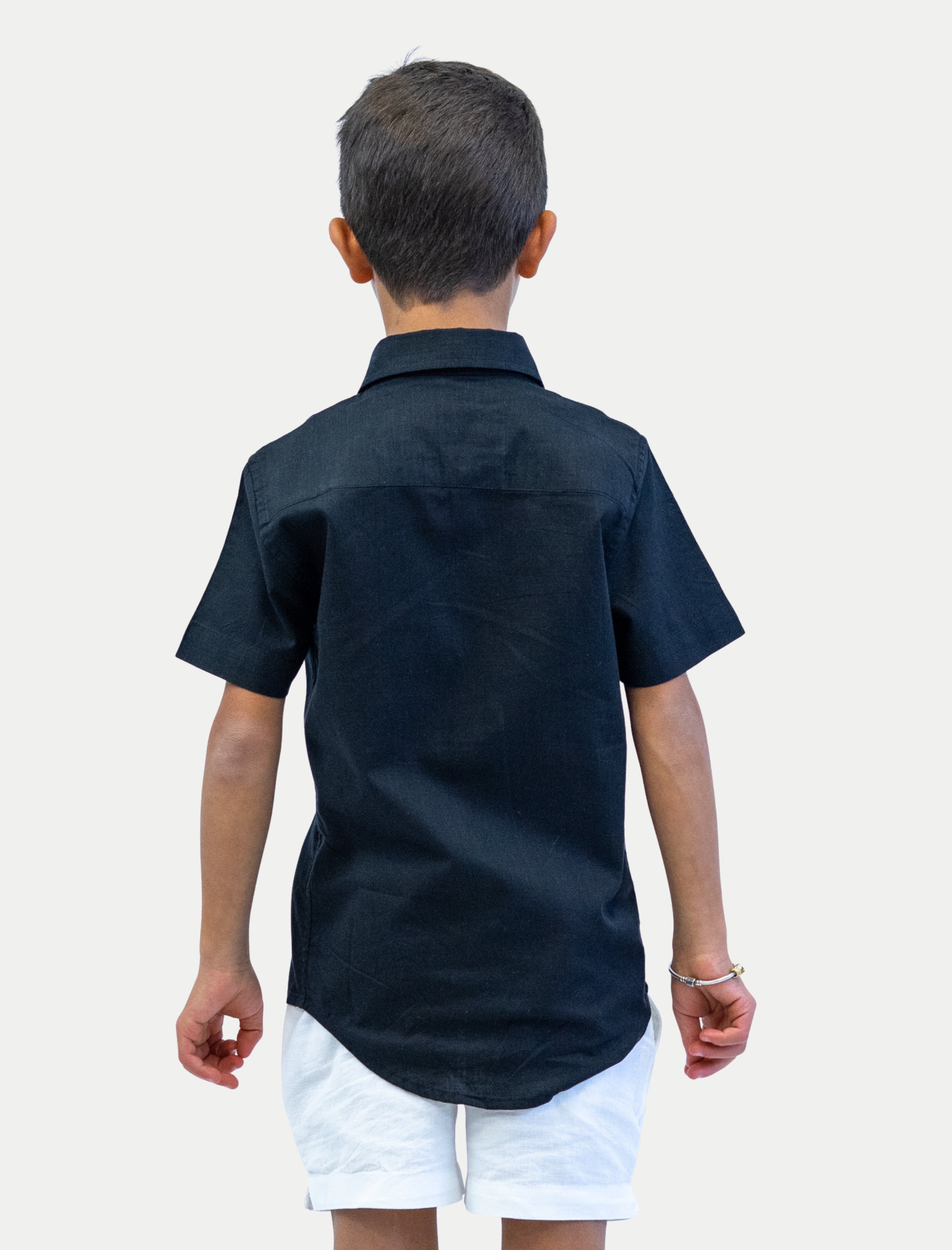 Camisa negra para niño en algodón slub vista de espalda