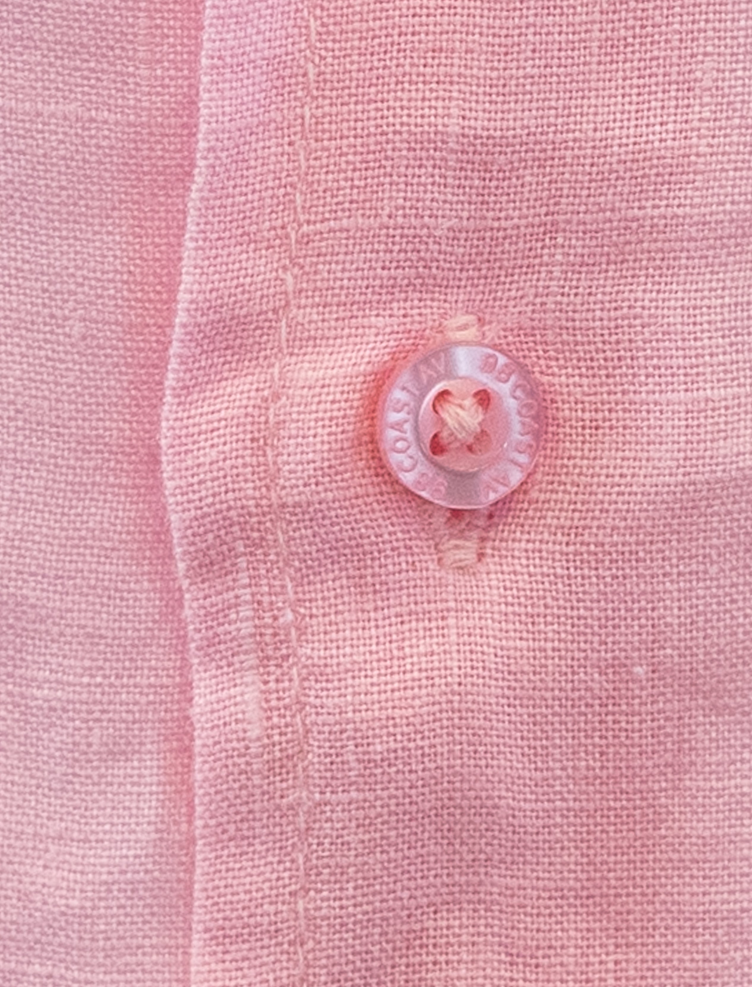 Detalle de camisa Soft Linen niño color rosa