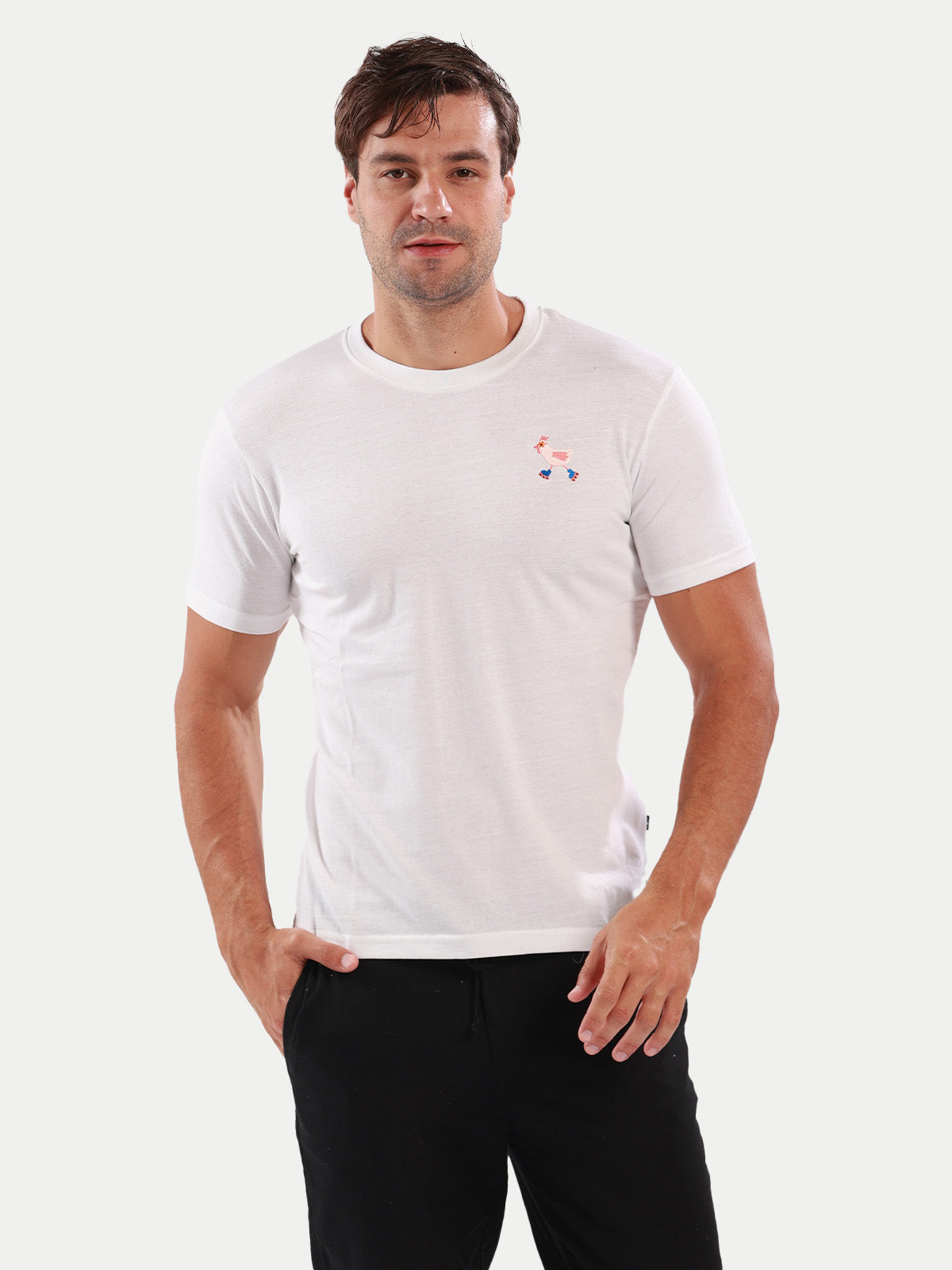 Playera de algodón para hombre - Skating Hen White - Diamond Finish