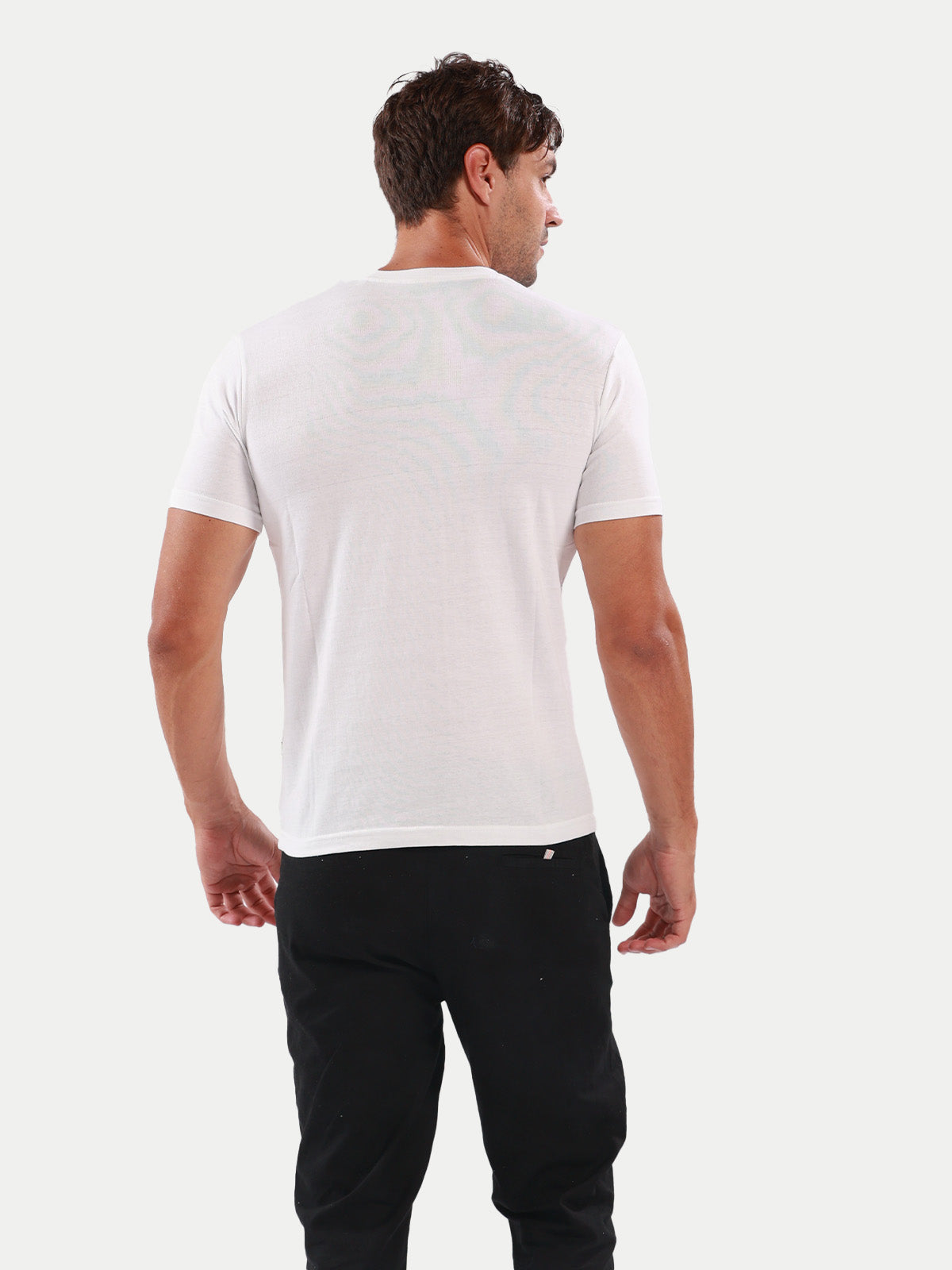 Playera de algodón para hombre - Skating Hen White - Diamond Finish